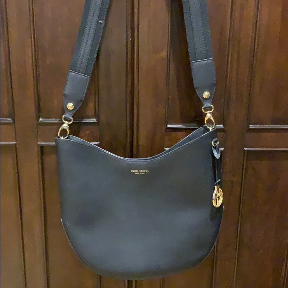 Henri Bendel cross body-authentic